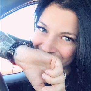 Meet your Posher, Kari